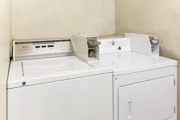 Super 8 by Wyndham Bossier City/Shreveport Area image 12