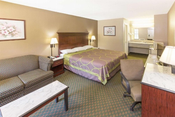 Super 8 by Wyndham Bossier City/Shreveport Area image 8